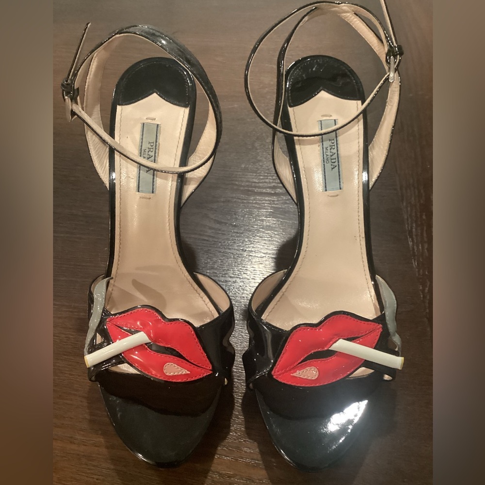 RARE! PRADA Black Patent Leather Ankle Strap Sandal with Pink Lips and Cigarette